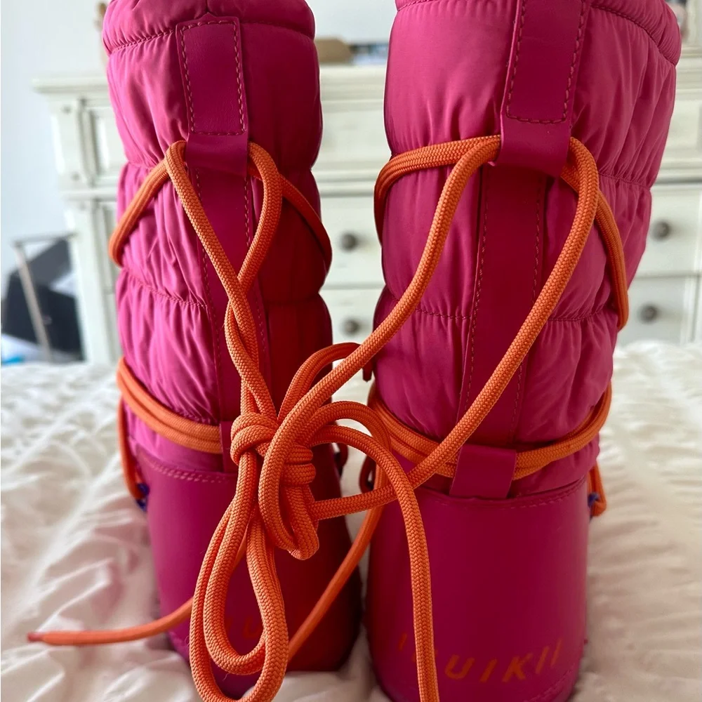 Inuikii Pink Snow Boots with Pink with Orange Laces womens sz 7.5 (38) NWOT